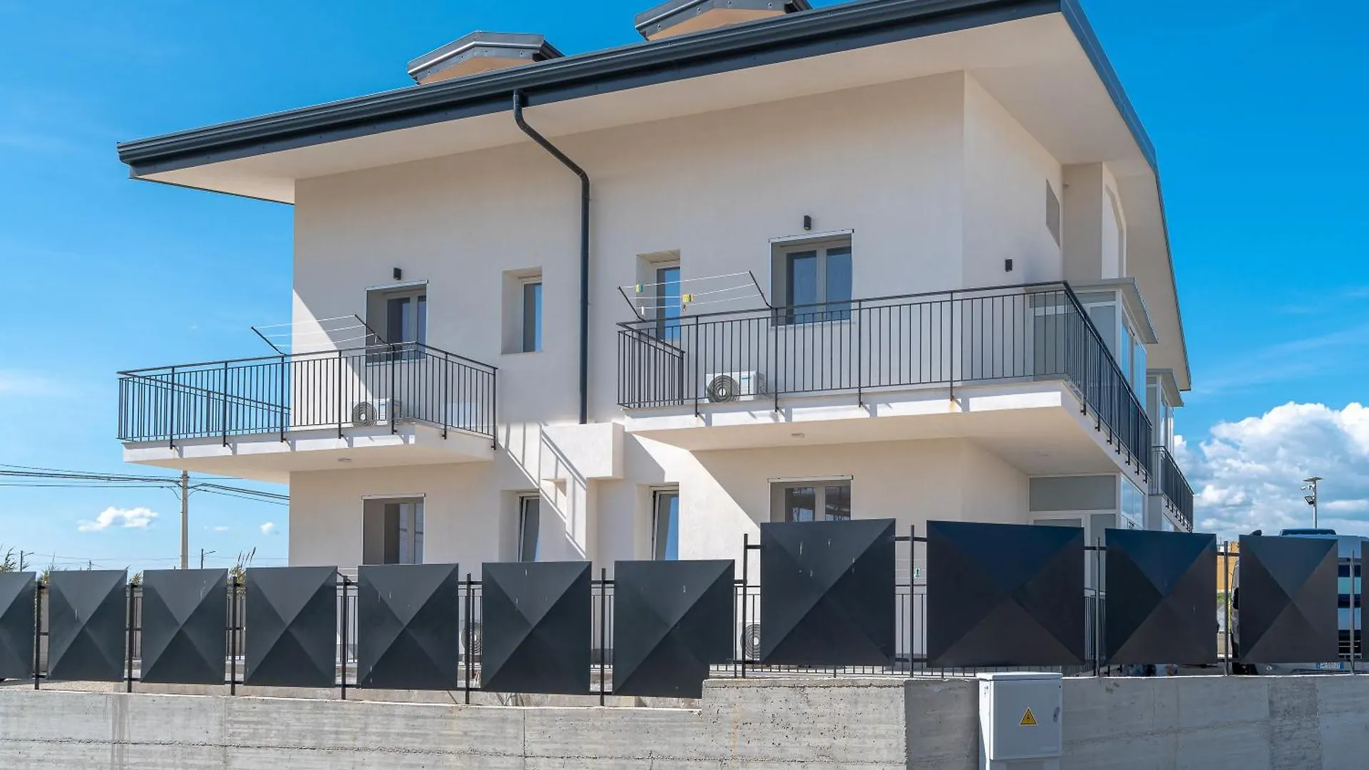 Leverblu House And Rooms Avola Pensjonat