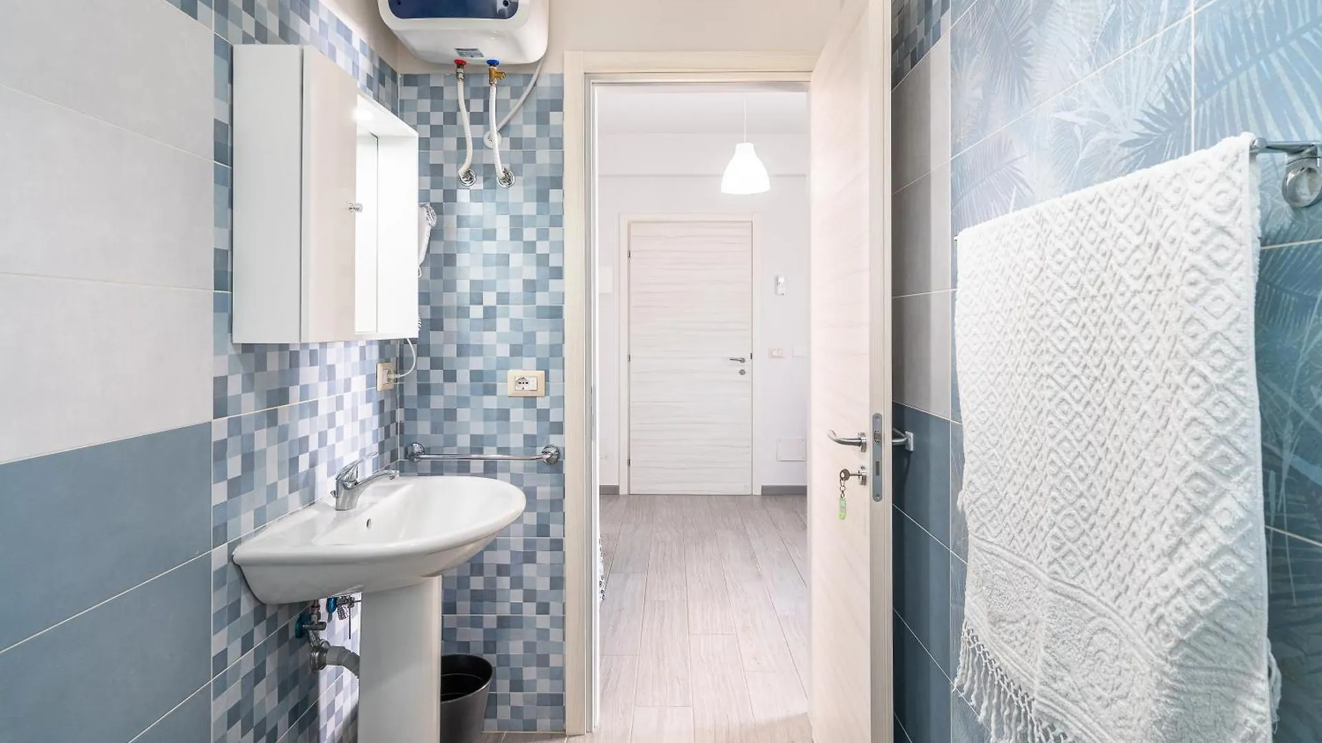 Leverblu House And Rooms Avola 0*,  Italien