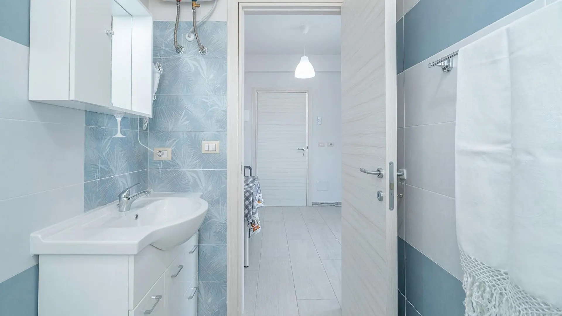 Leverblu House And Rooms Avola Guest house